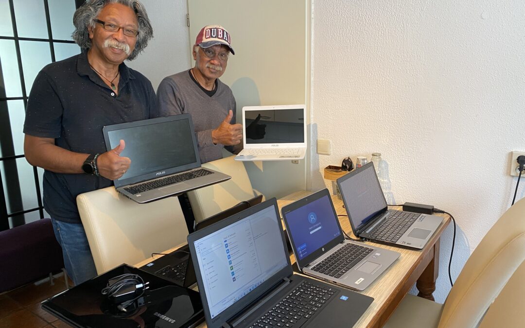 The KDM team is preparing the first laptops to be delivered to a group of Moluccan children on the Indonesian islands of Maluku.